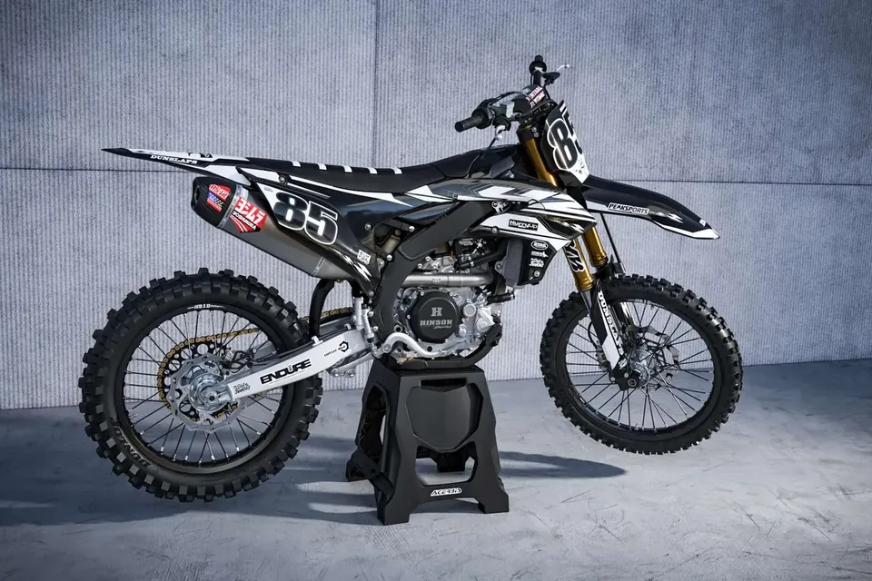 Yamaha with black and white LIT-Reversed graphics
